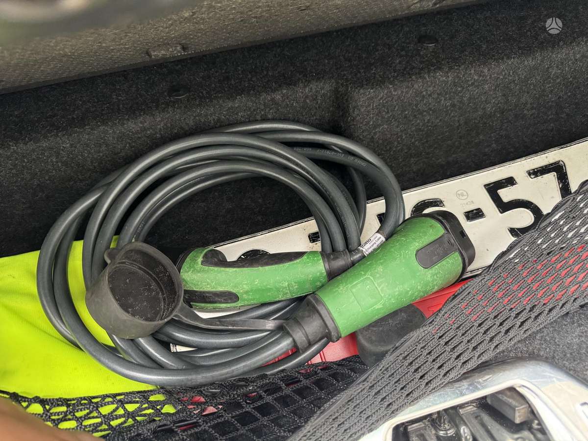 Volvo V60 2014 — photo 20