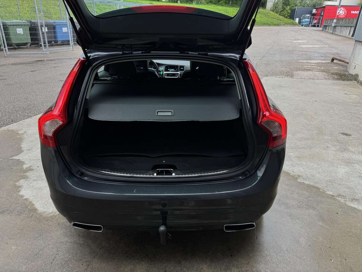 Volvo V60 2014 — photo 5