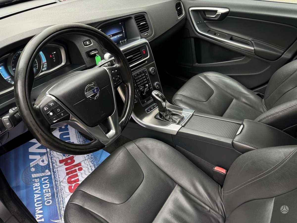 Volvo V60 2014 — photo 7