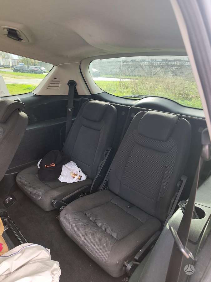 Ford S-MAX 2008 — photo 11