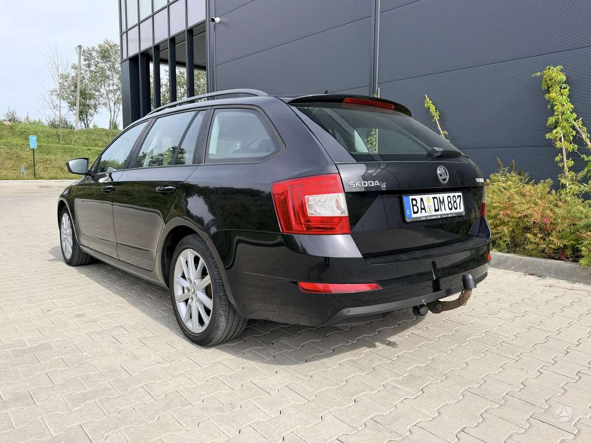 Skoda Octavia 2014 — interior