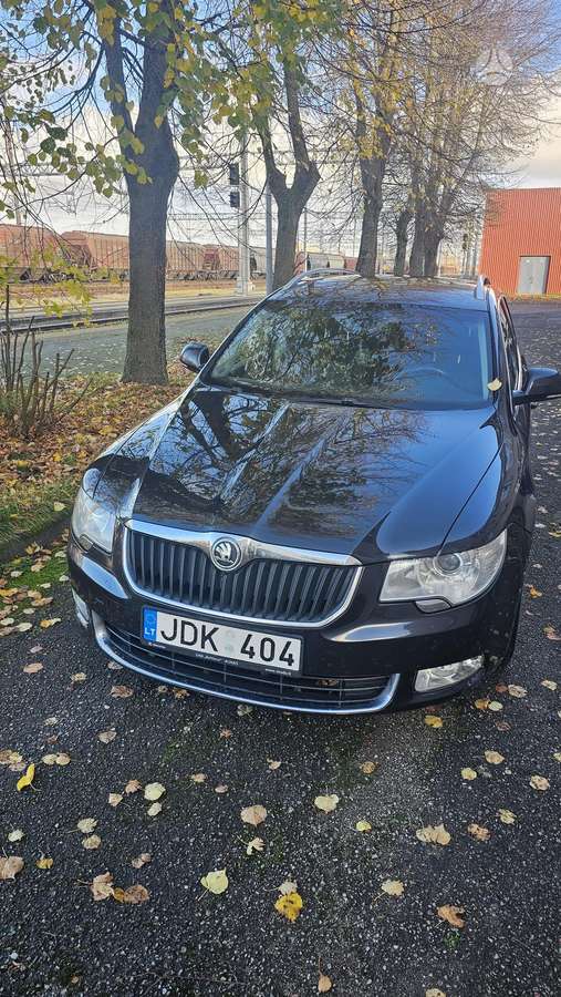 Skoda Superb 2011 — photo 7