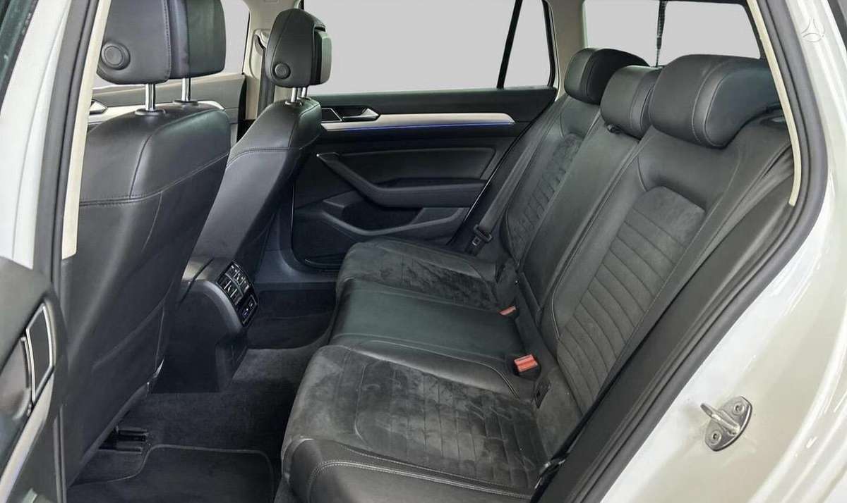 Volkswagen Passat 2015 — photo 10