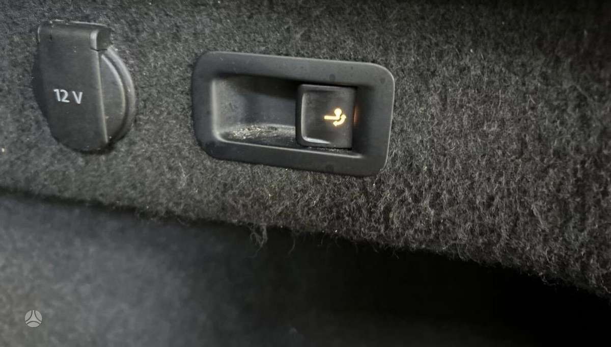 Volkswagen Passat 2015 — photo 16