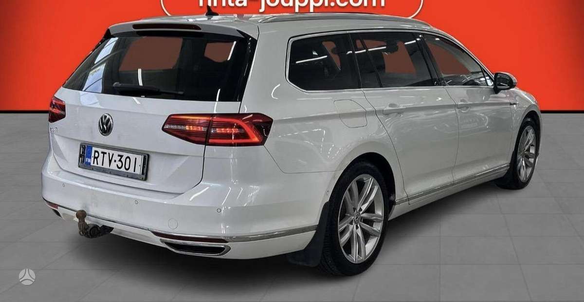 Volkswagen Passat 2015 — engine 1395 cm³, 156 HP (115kW)