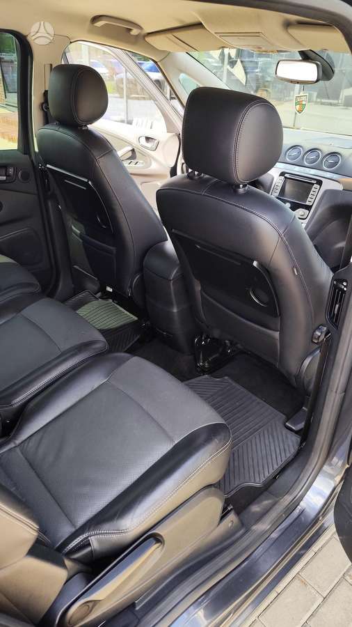 Ford S-MAX 2008 — photo 9