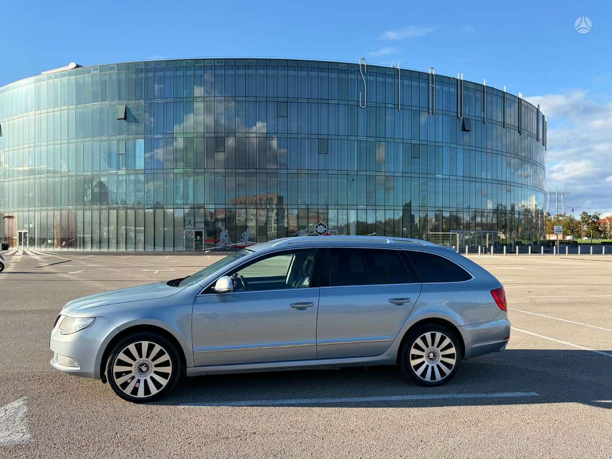 Skoda Superb 2011 — engine 1968 cm³, 140 HP (103kW)