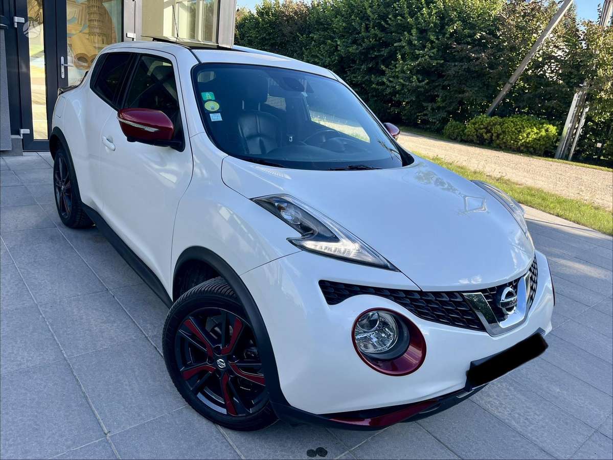 Nissan Juke 2014 — interior