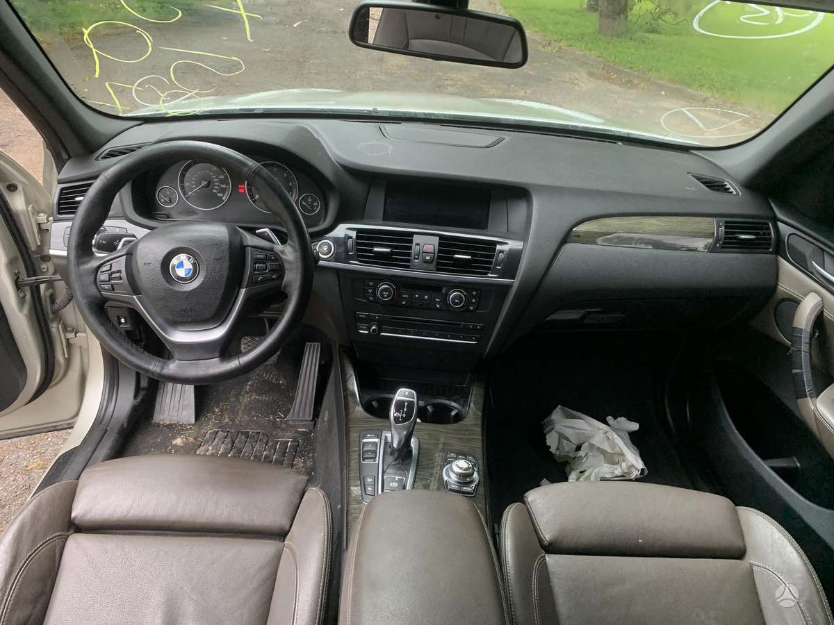 BMW X3 2012 — фото 14