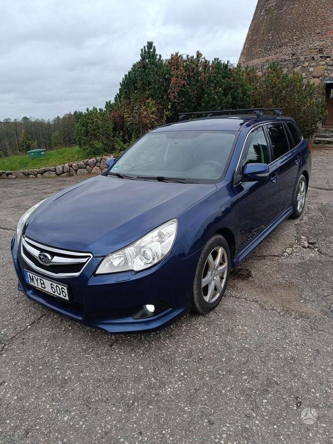 Subaru Legacy, 2010