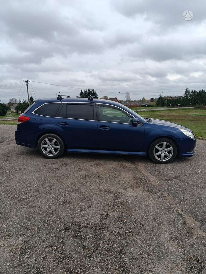 Subaru Legacy 2010 — photo 6