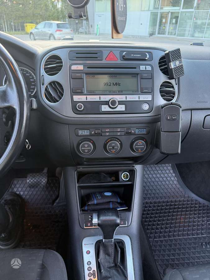Volkswagen Tiguan 2008 — photo 7