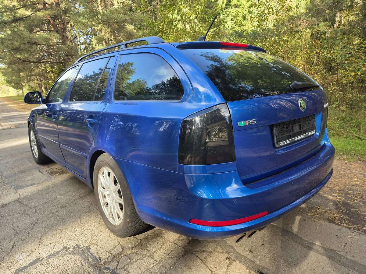 Skoda Octavia 2011 — двигун 1968 cm³, 170 HP (125kW)