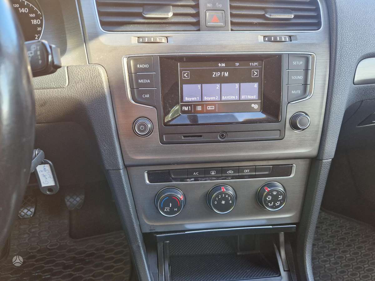 Volkswagen Golf 2013 — photo 6