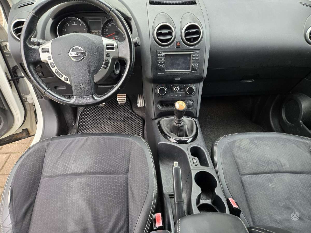 Nissan Qashqai 2013 — photo 11