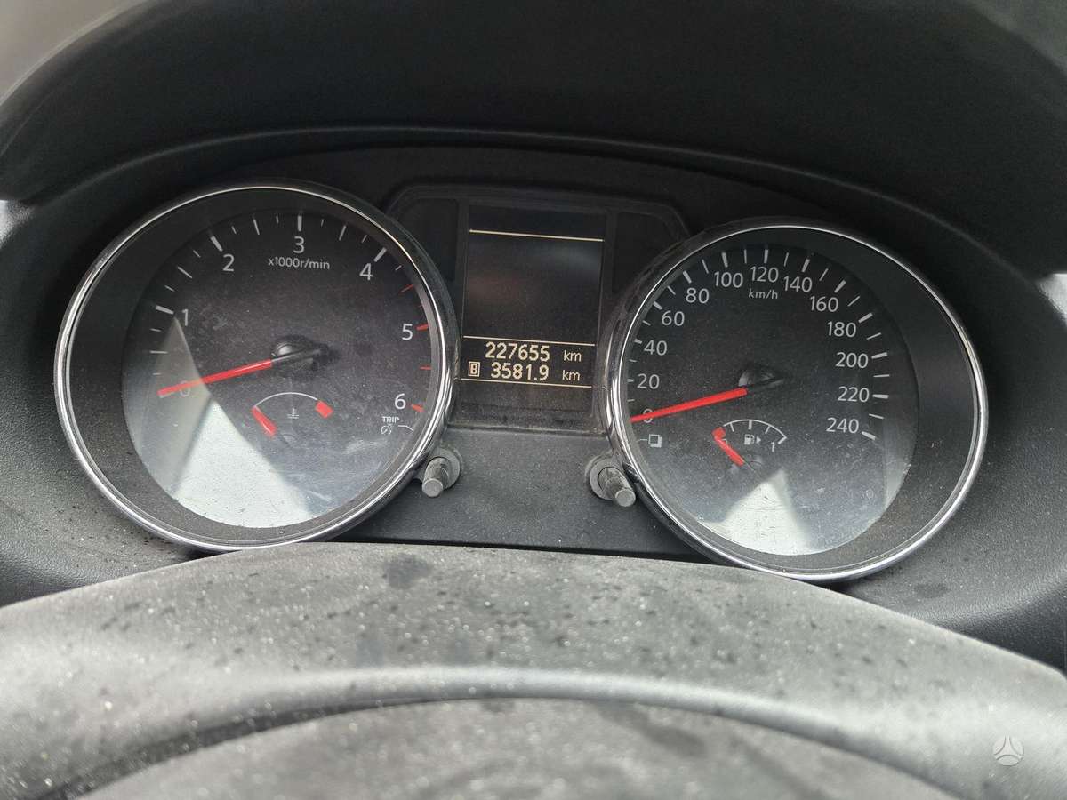 Nissan Qashqai 2013 — photo 12