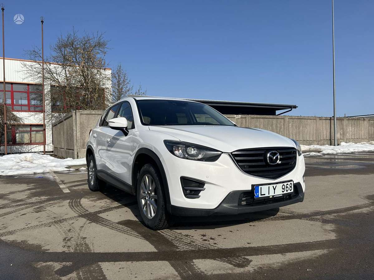 Mazda CX-5 2015 — rear view
