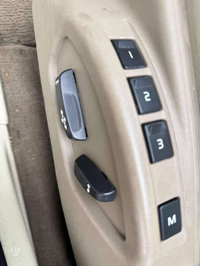 Volvo XC60 2008 — photo 26