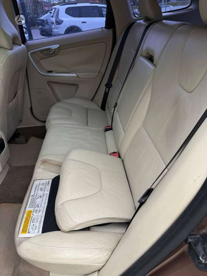 Volvo XC60 2008 — photo 31