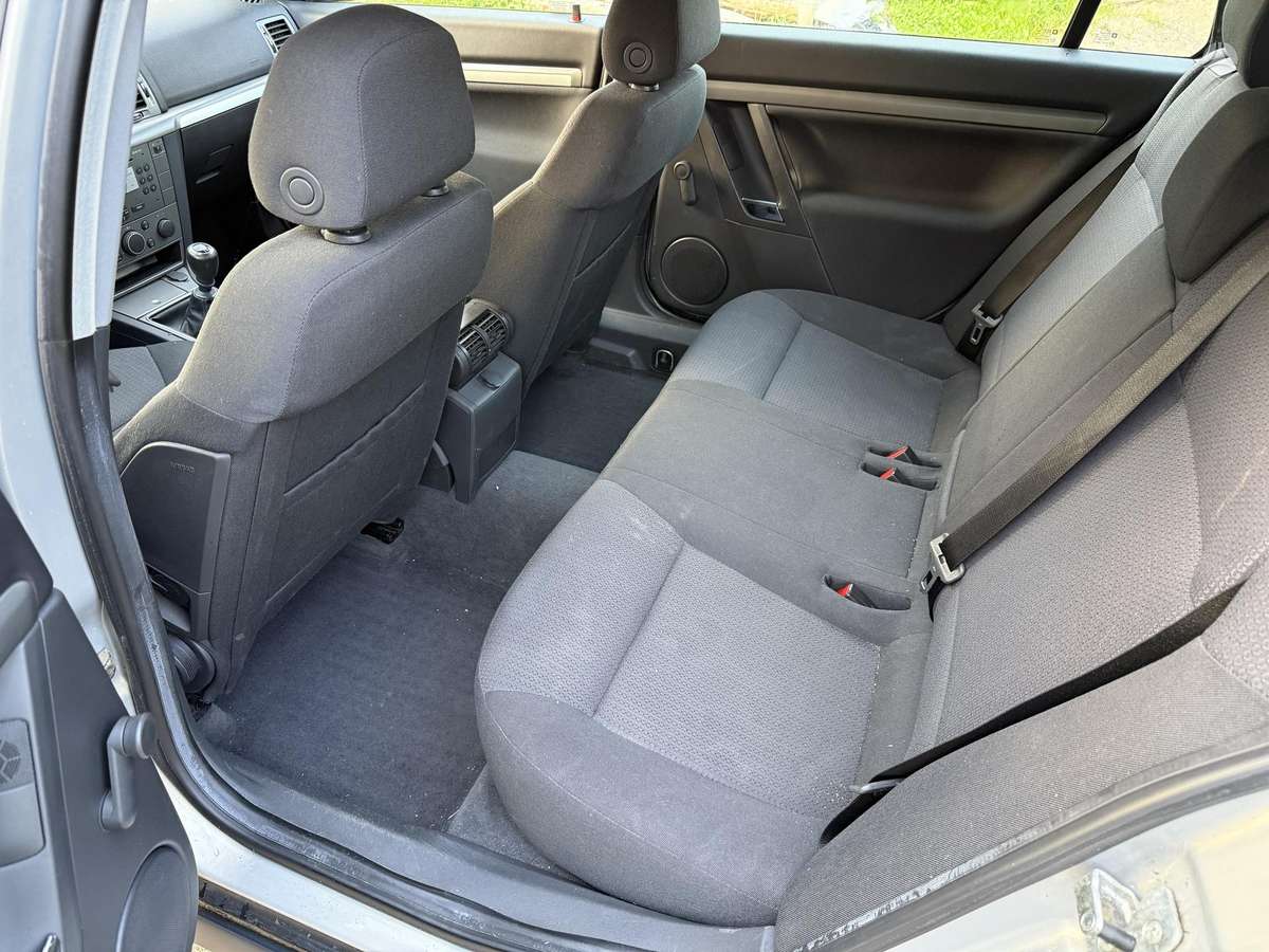 Opel Vectra 2007 — photo 14