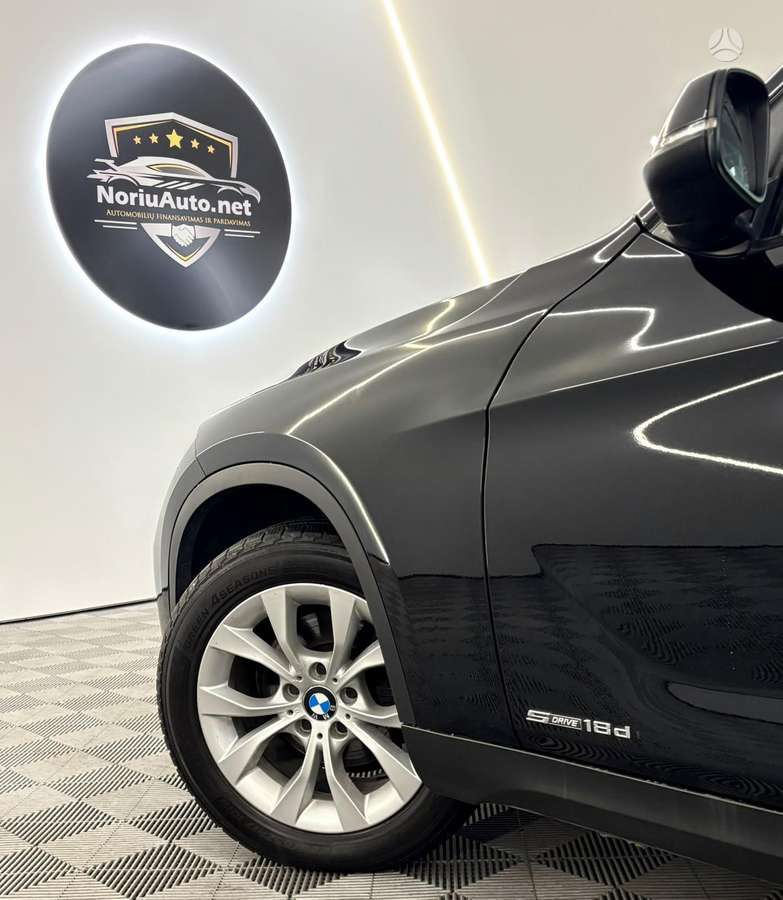 BMW X1 2012 — photo 13