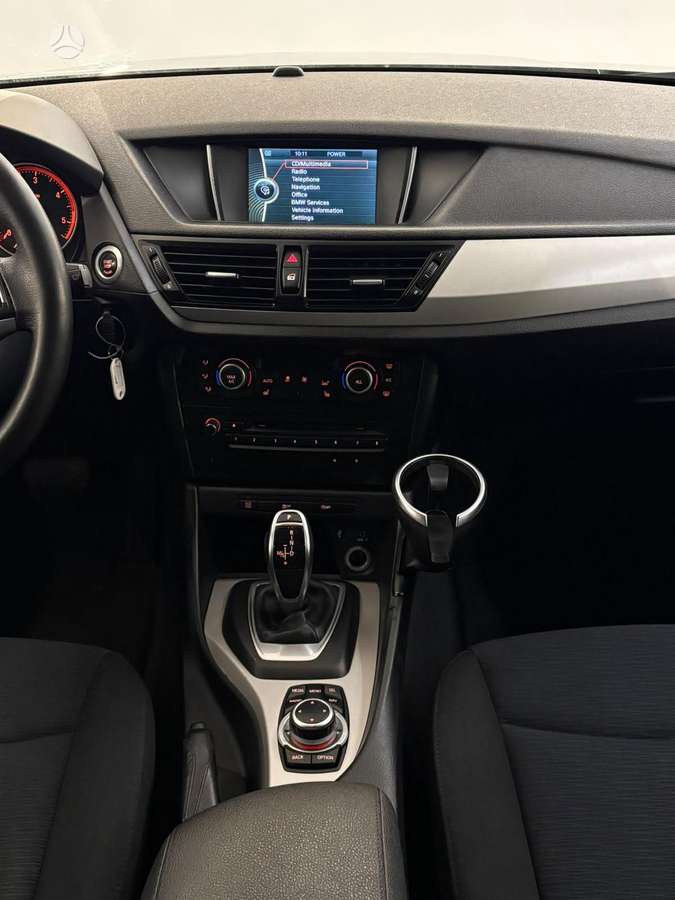 BMW X1 2012 — photo 16