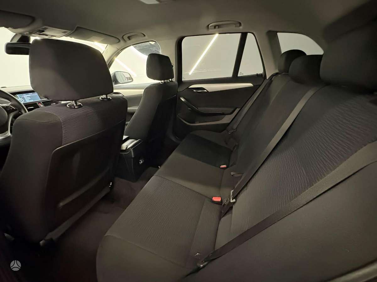 BMW X1 2012 — photo 20