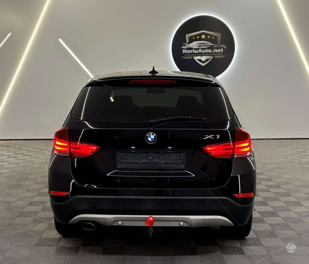 BMW X1 2012 — photo 25