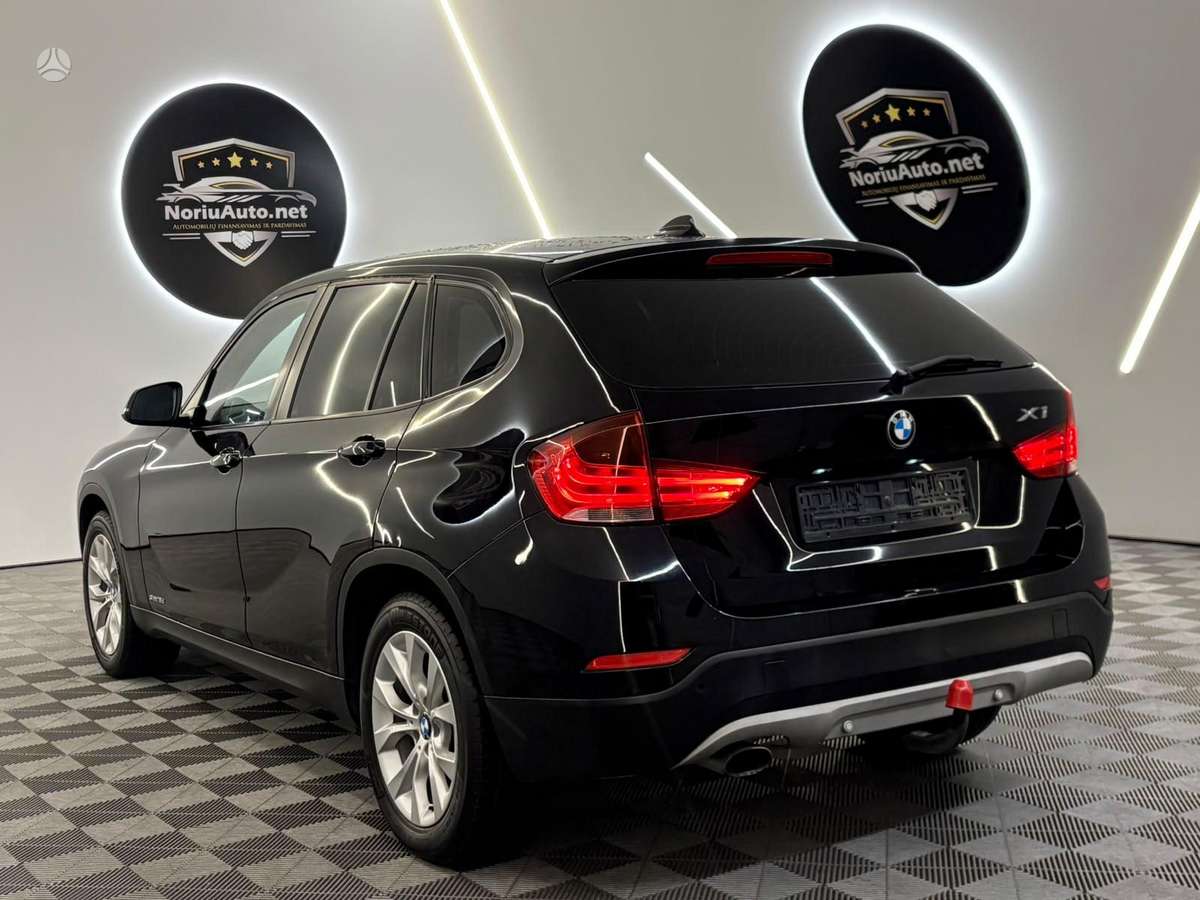 BMW X1 2012 — photo 27