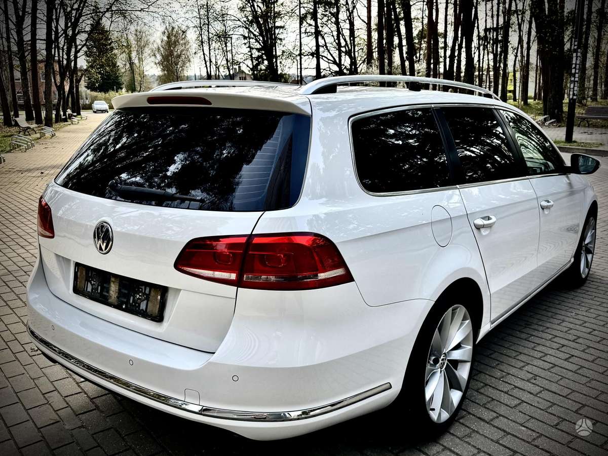 Volkswagen Passat 2012 — photo 24