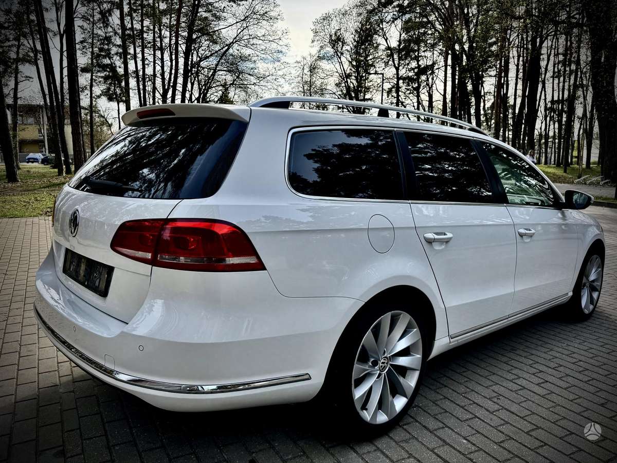 Volkswagen Passat 2012 — photo 37