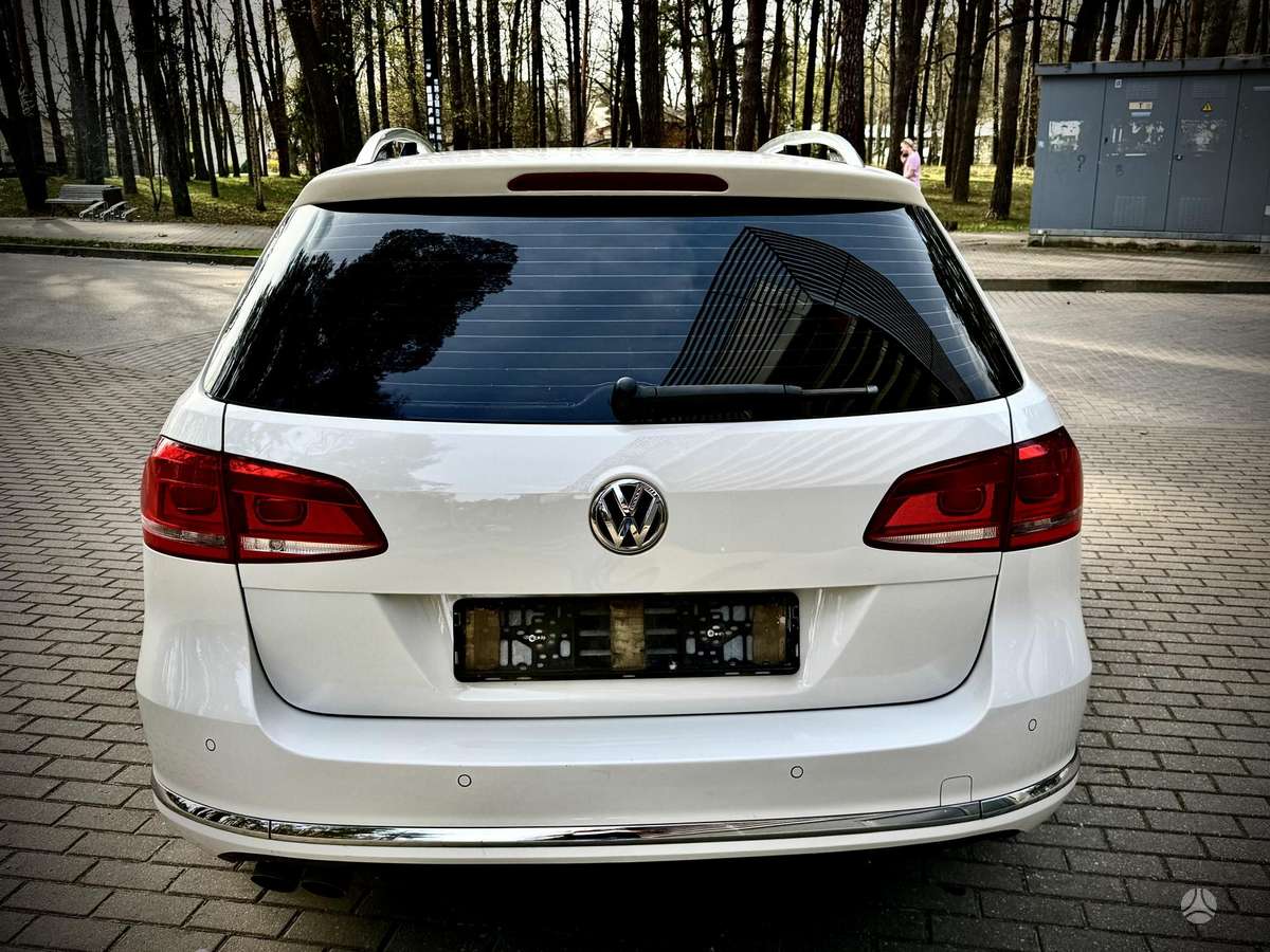 Volkswagen Passat 2012 — photo 39