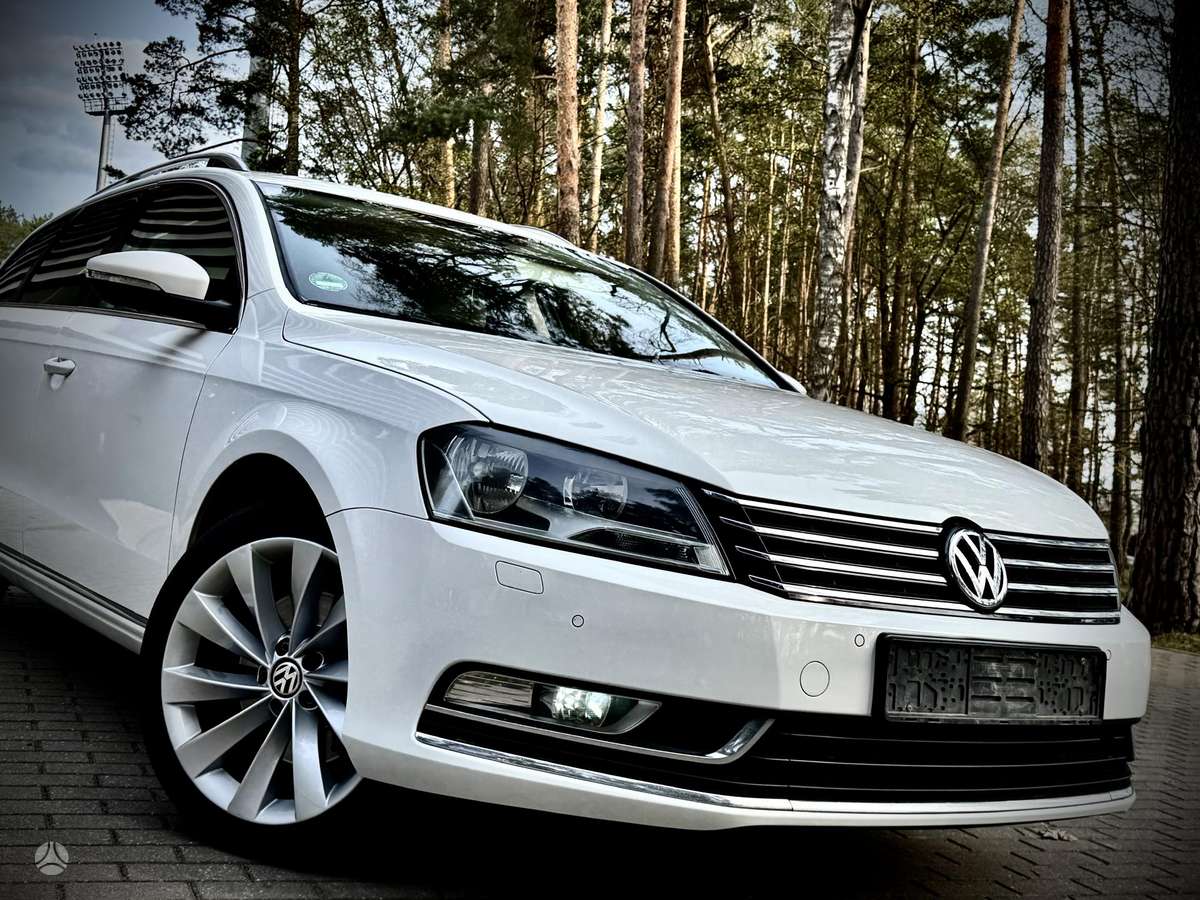 Volkswagen Passat 2012 — photo 8