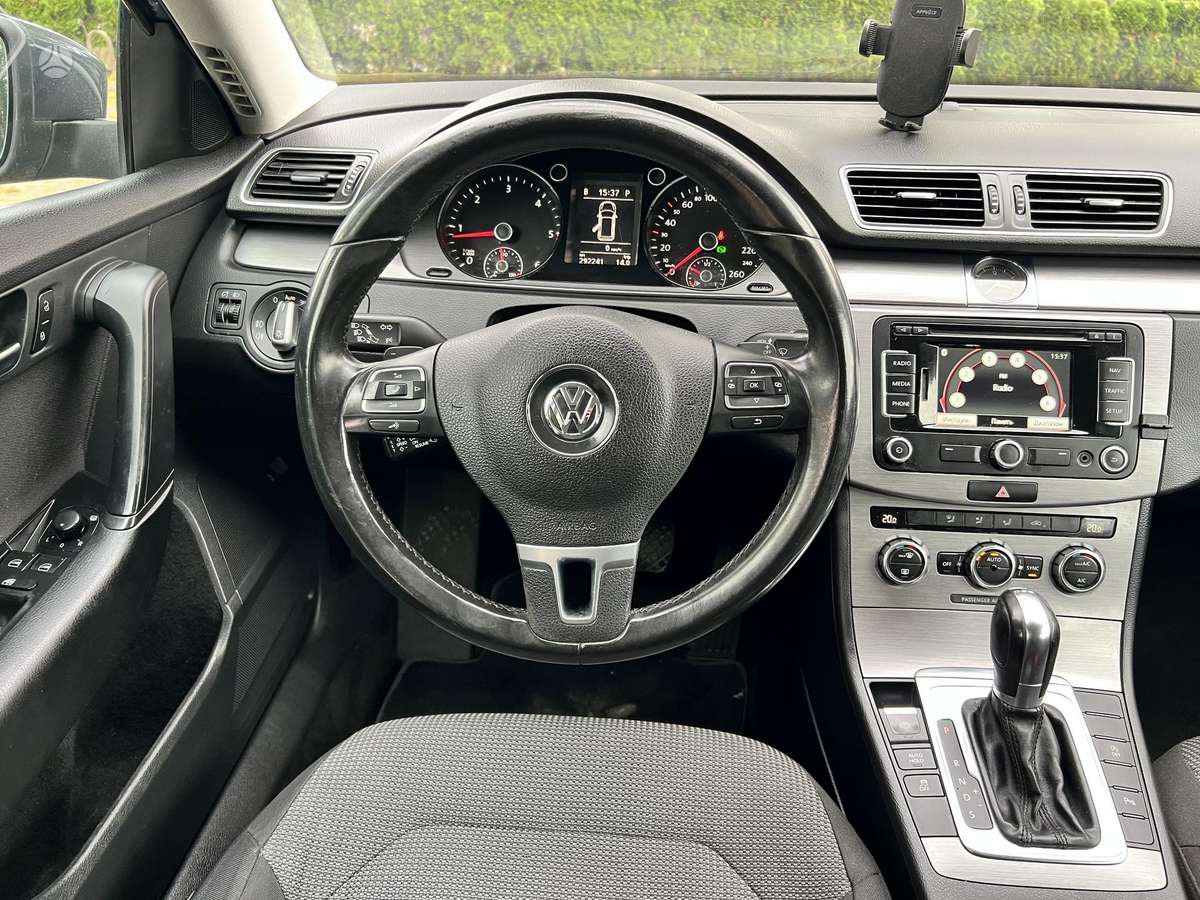 Volkswagen Passat 2014 — фото 12