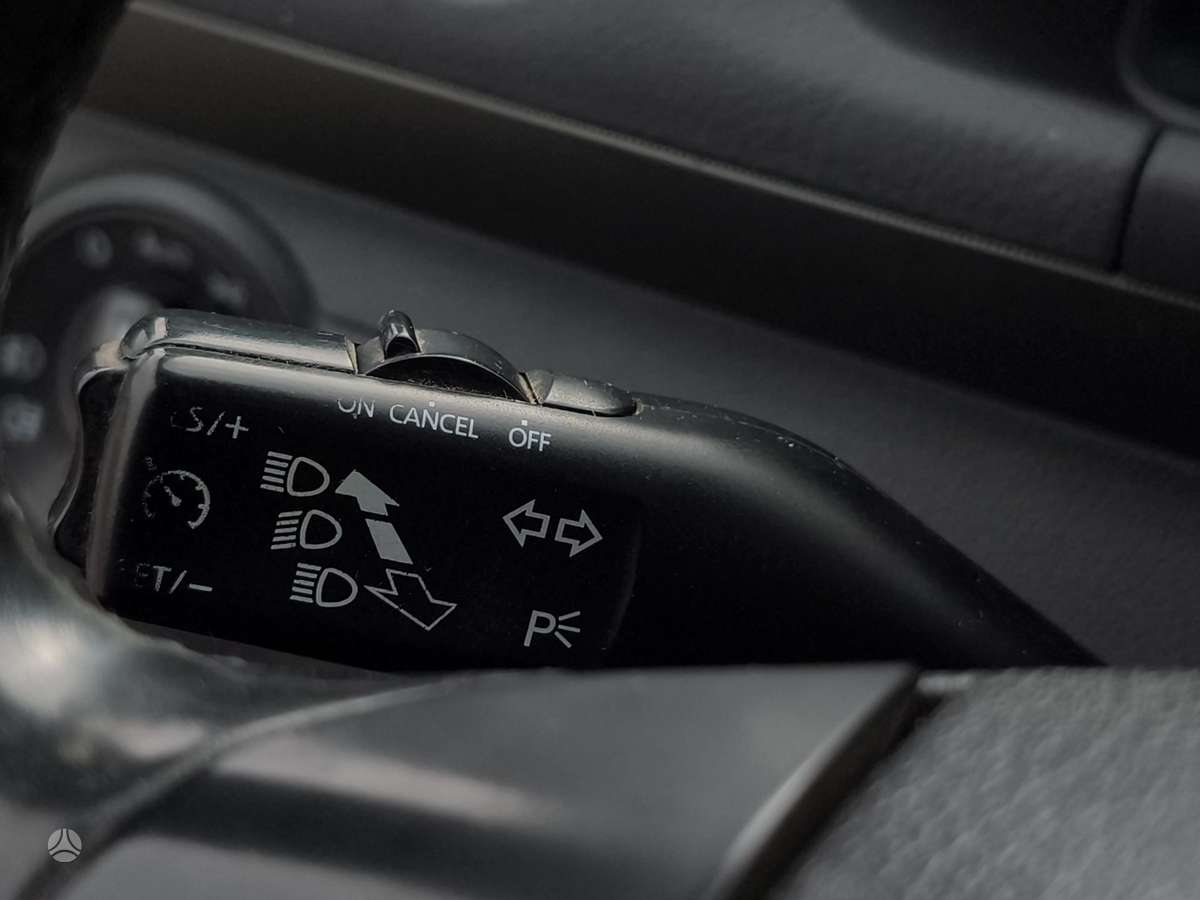 Volkswagen Touran 2008 — photo 15