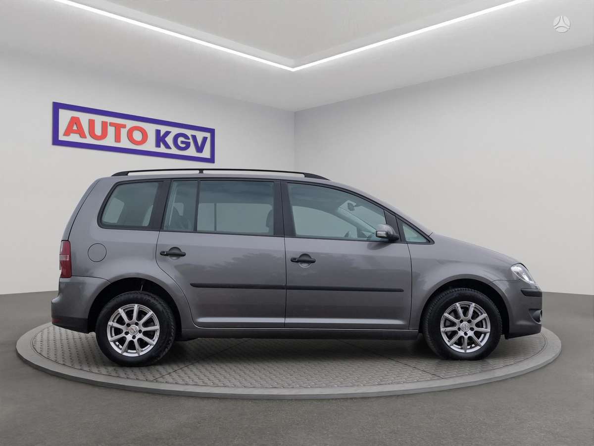Volkswagen Touran 2008 — photo 6