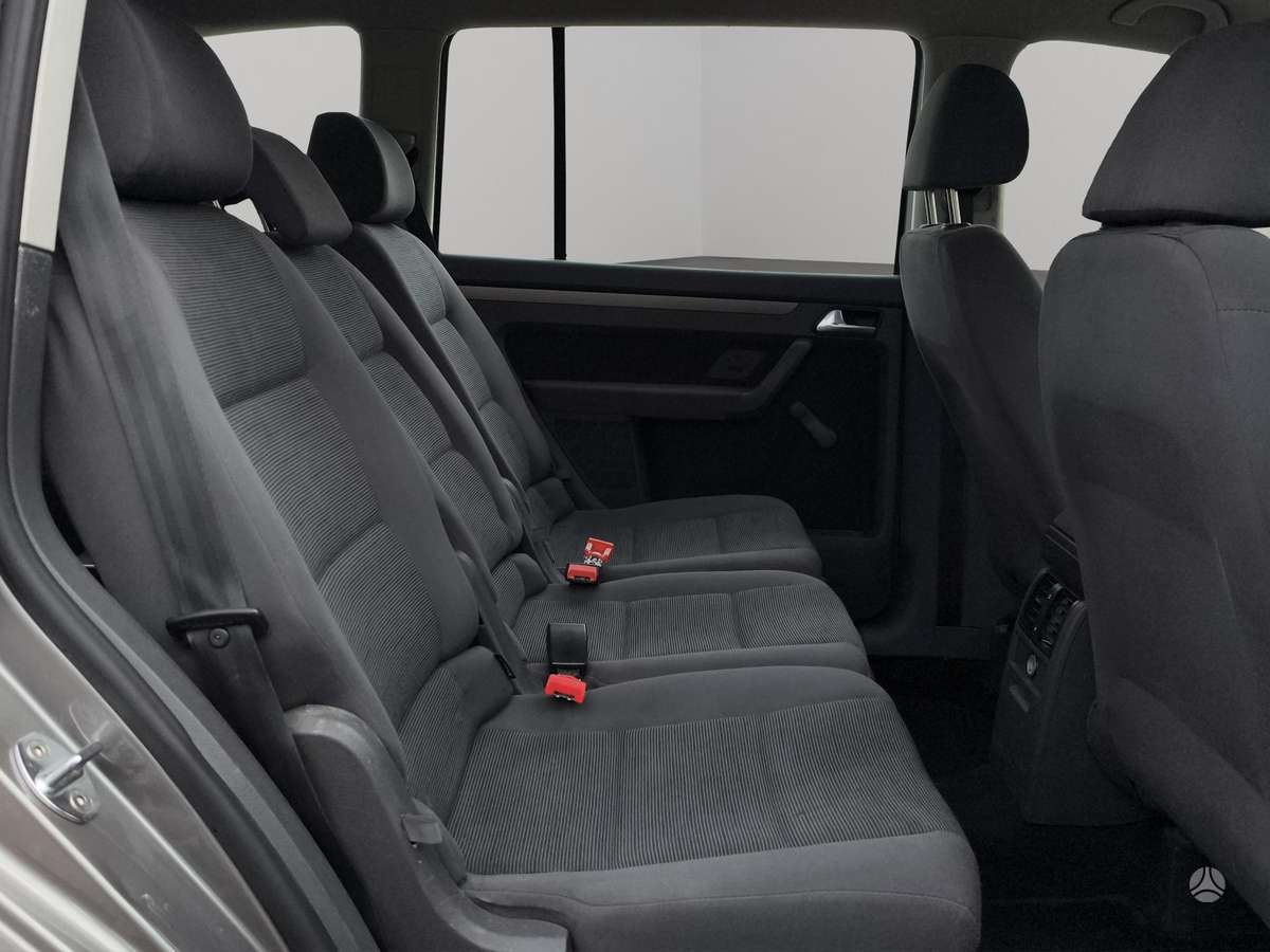Volkswagen Touran 2008 — photo 9