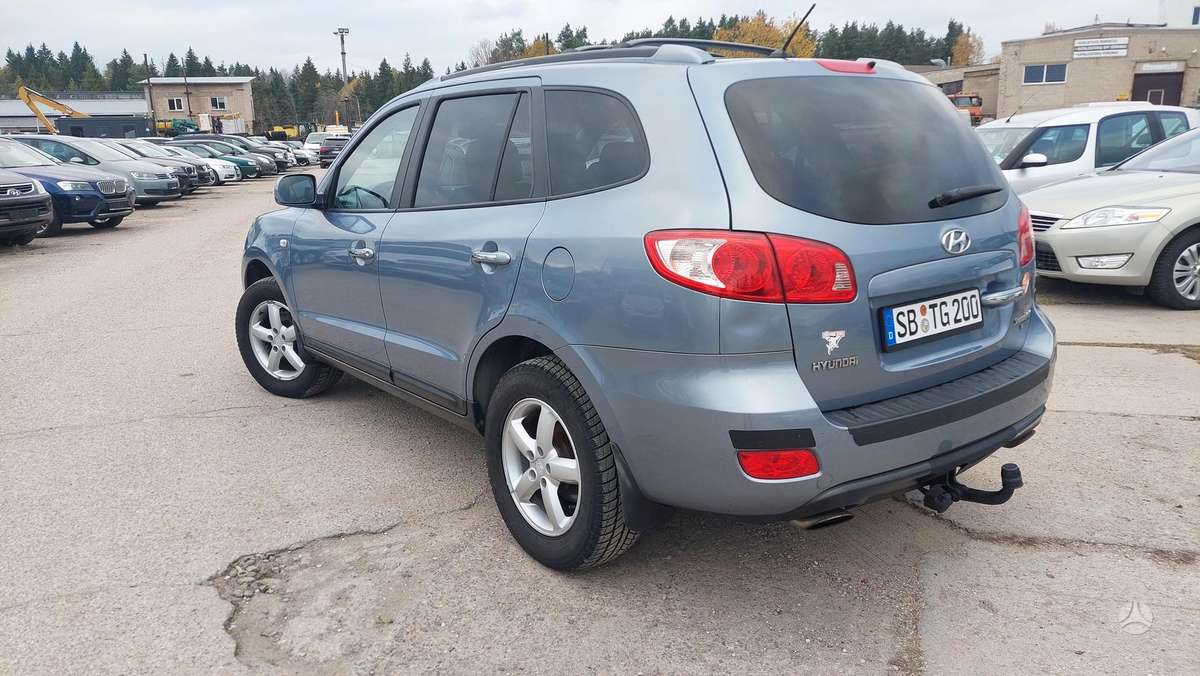 Hyundai Santa 2006 — вигляд ззаду