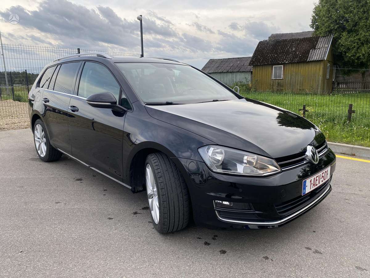 Volkswagen Golf 2013 — interior