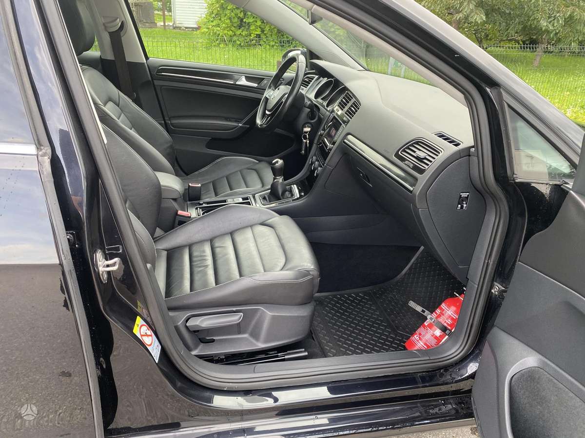 Volkswagen Golf 2013 — photo 8