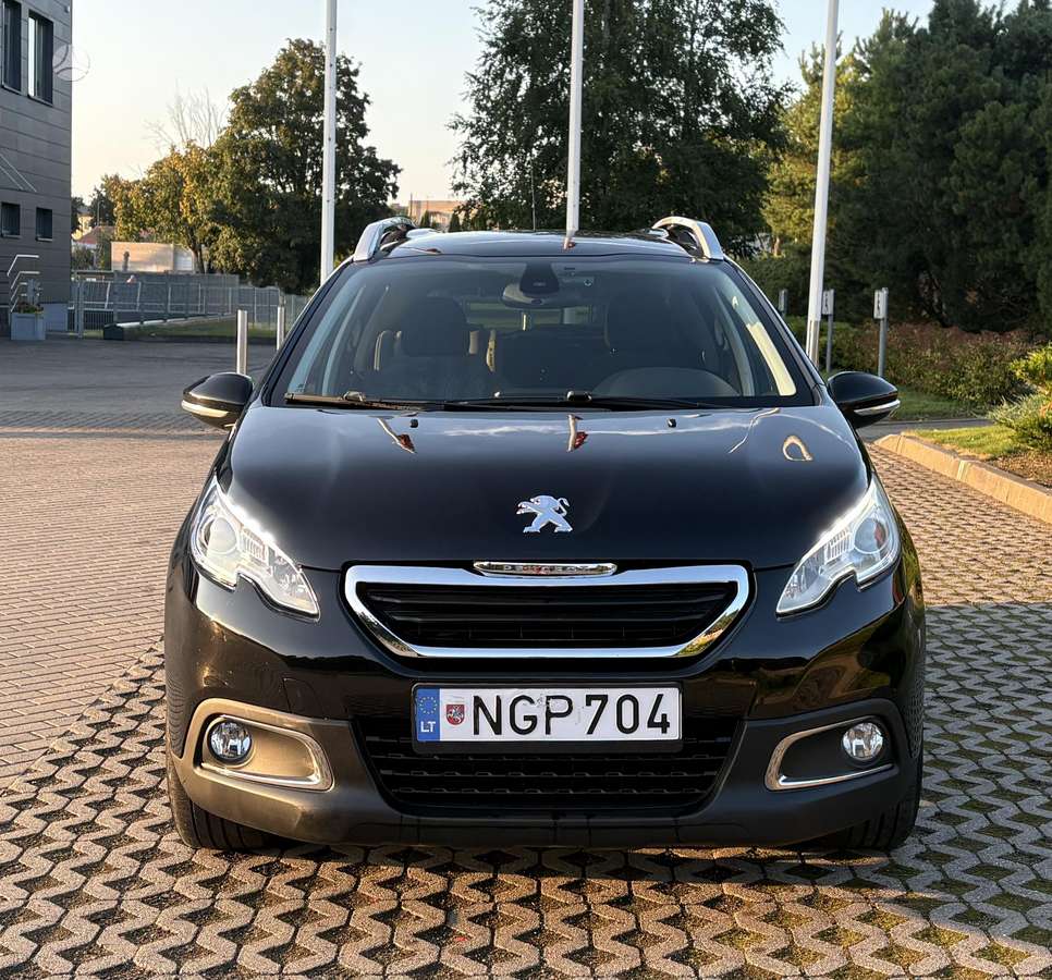 Peugeot 2008 2015 — photo 10