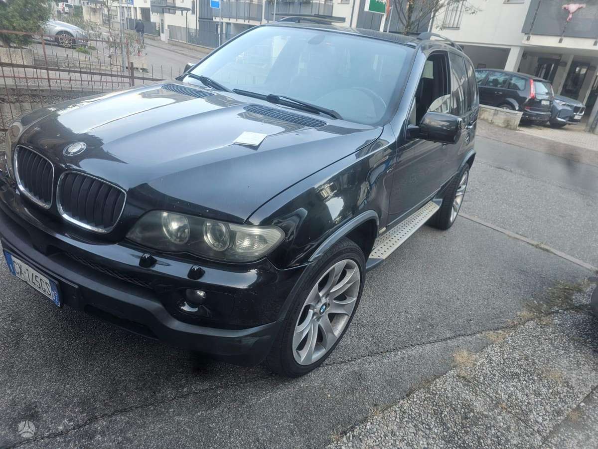 BMW X5 2005 — вигляд ззаду