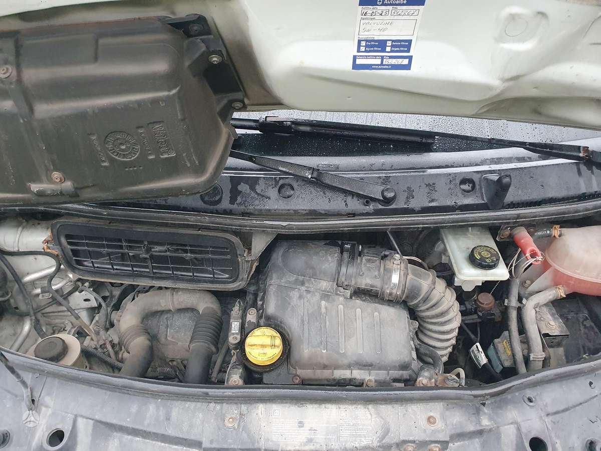 Renault Trafic 2009 — photo 10