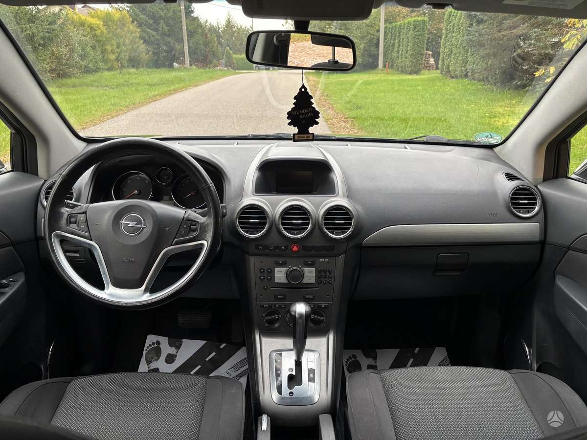 Opel Antara 2009 — photo 11