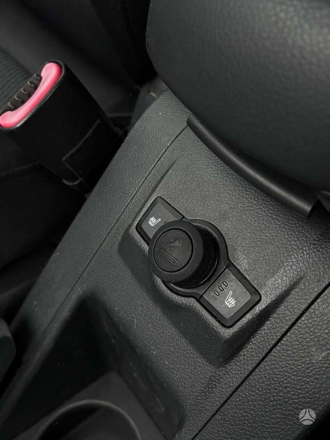 Opel Antara 2009 — photo 16