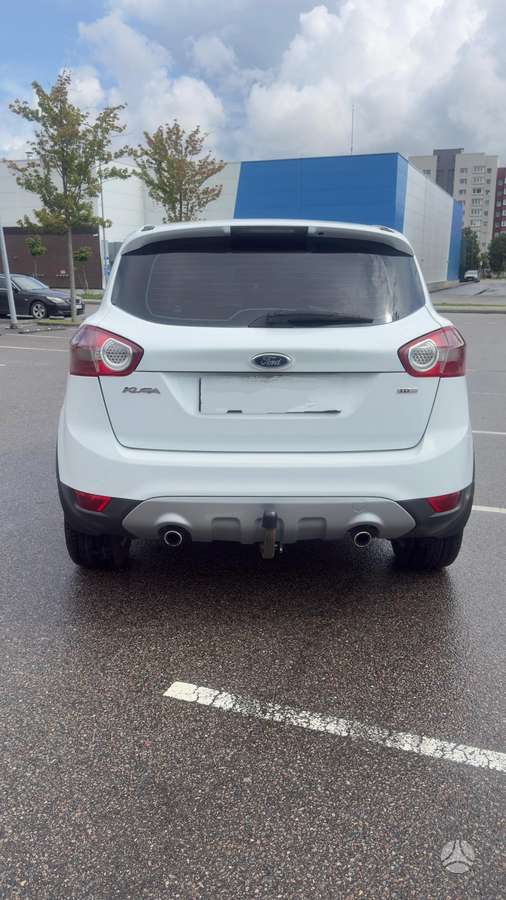 Ford Kuga 2010 — двигун 1997 cm³, 140 HP (103kW)