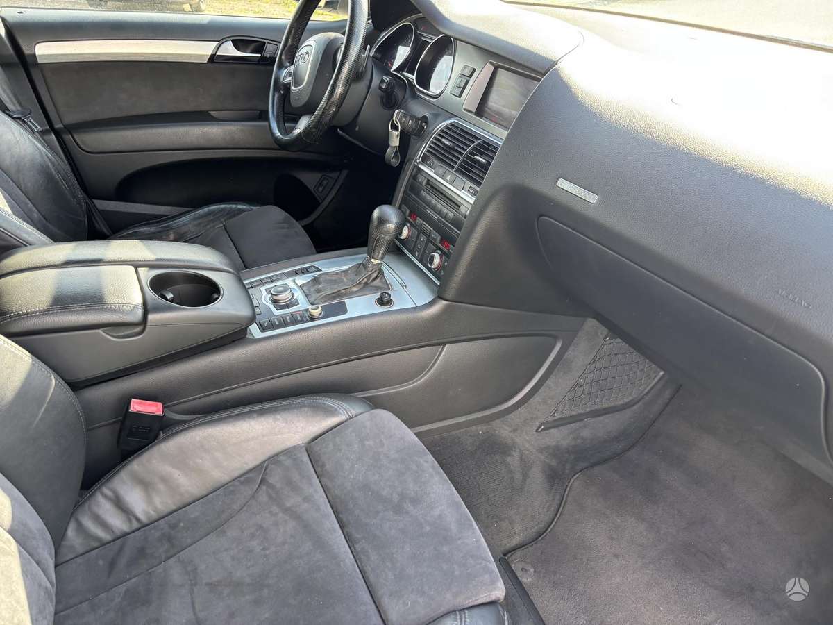 Audi Q7 2007 — photo 16