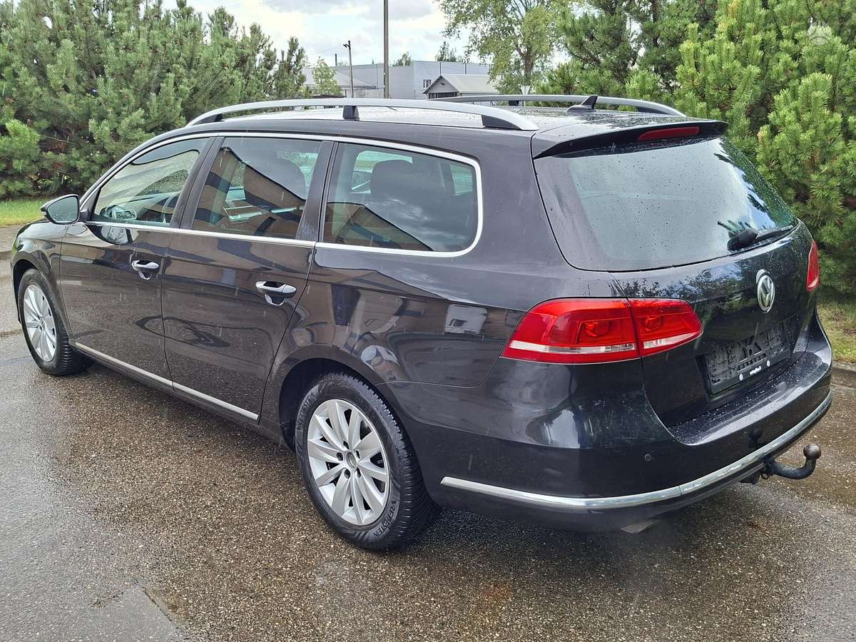 Volkswagen Passat 2011 — engine 1400 cm³, 122 HP (90kW)