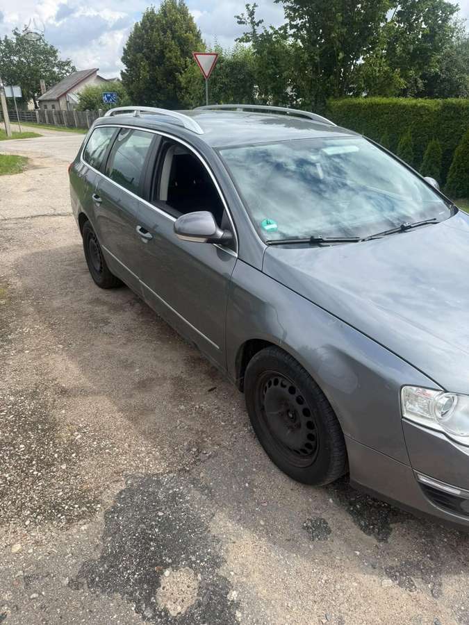 Volkswagen Passat 2006 — photo 6