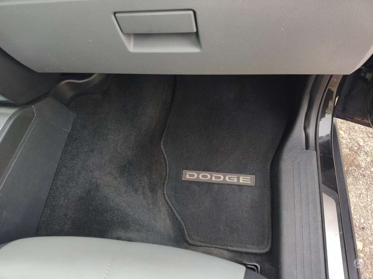 Dodge Nitro 2008 — photo 16